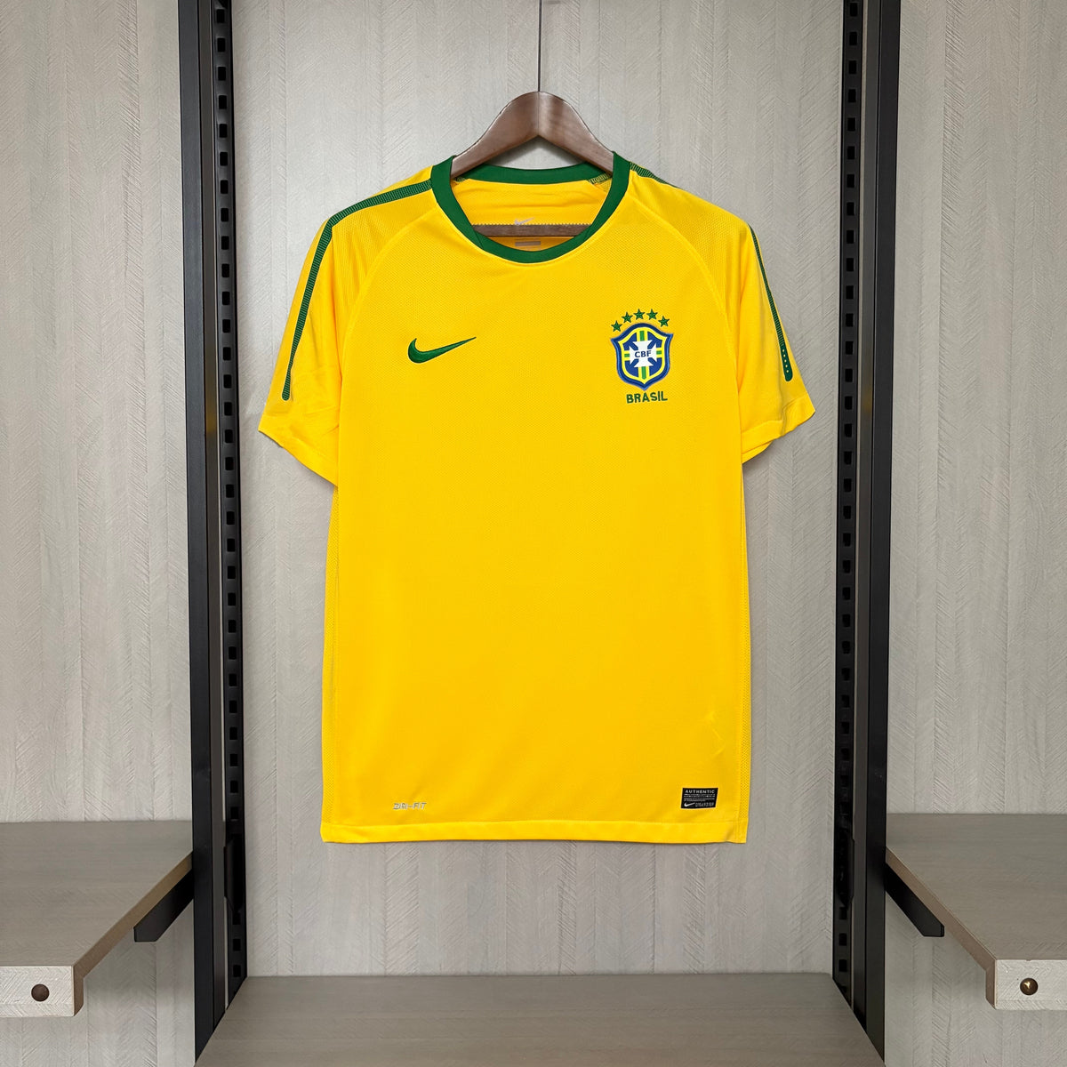 Camisa Retrô da Seleção Brasileira Home 2010 Torcedor