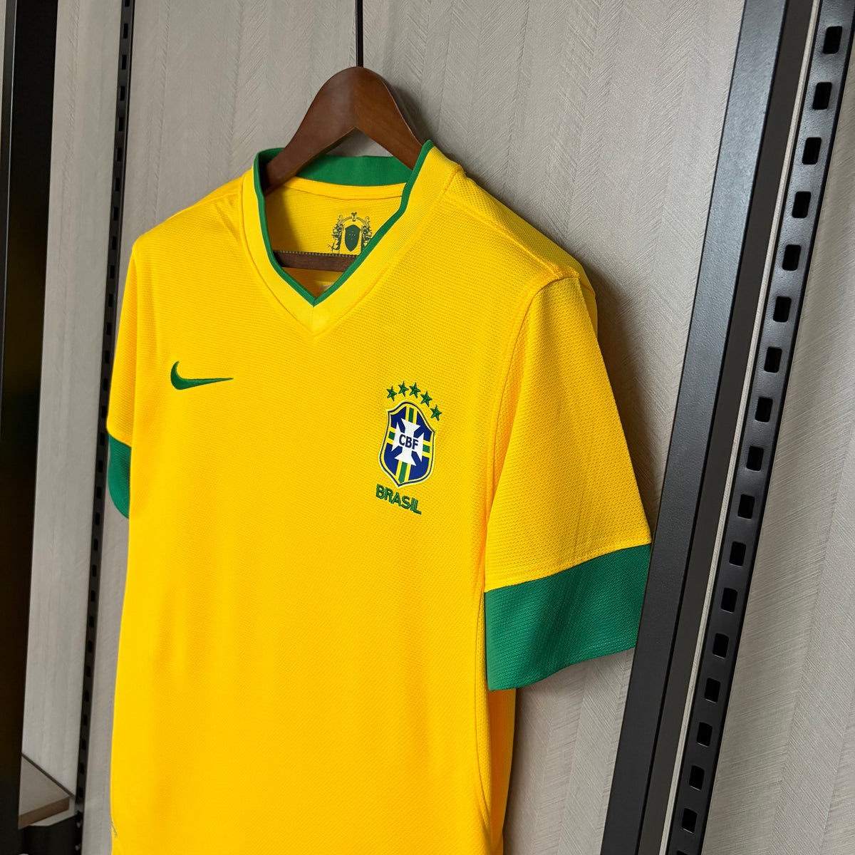 Camisa Retrô da Seleção Brasileira Home 2012 Torcedor