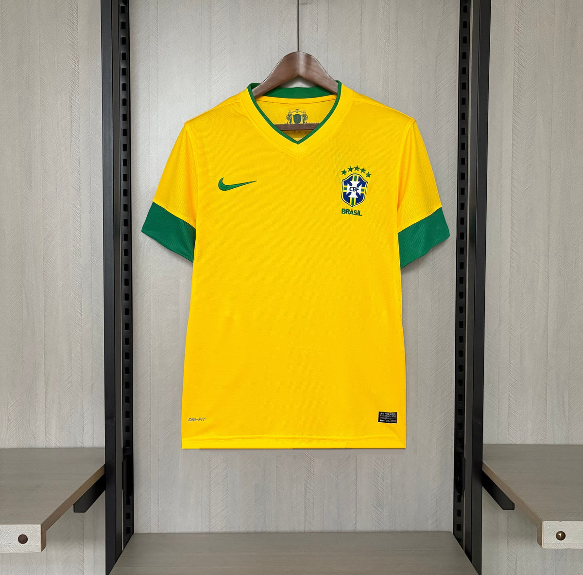Camisa Retrô da Seleção Brasileira Home 2012 Torcedor