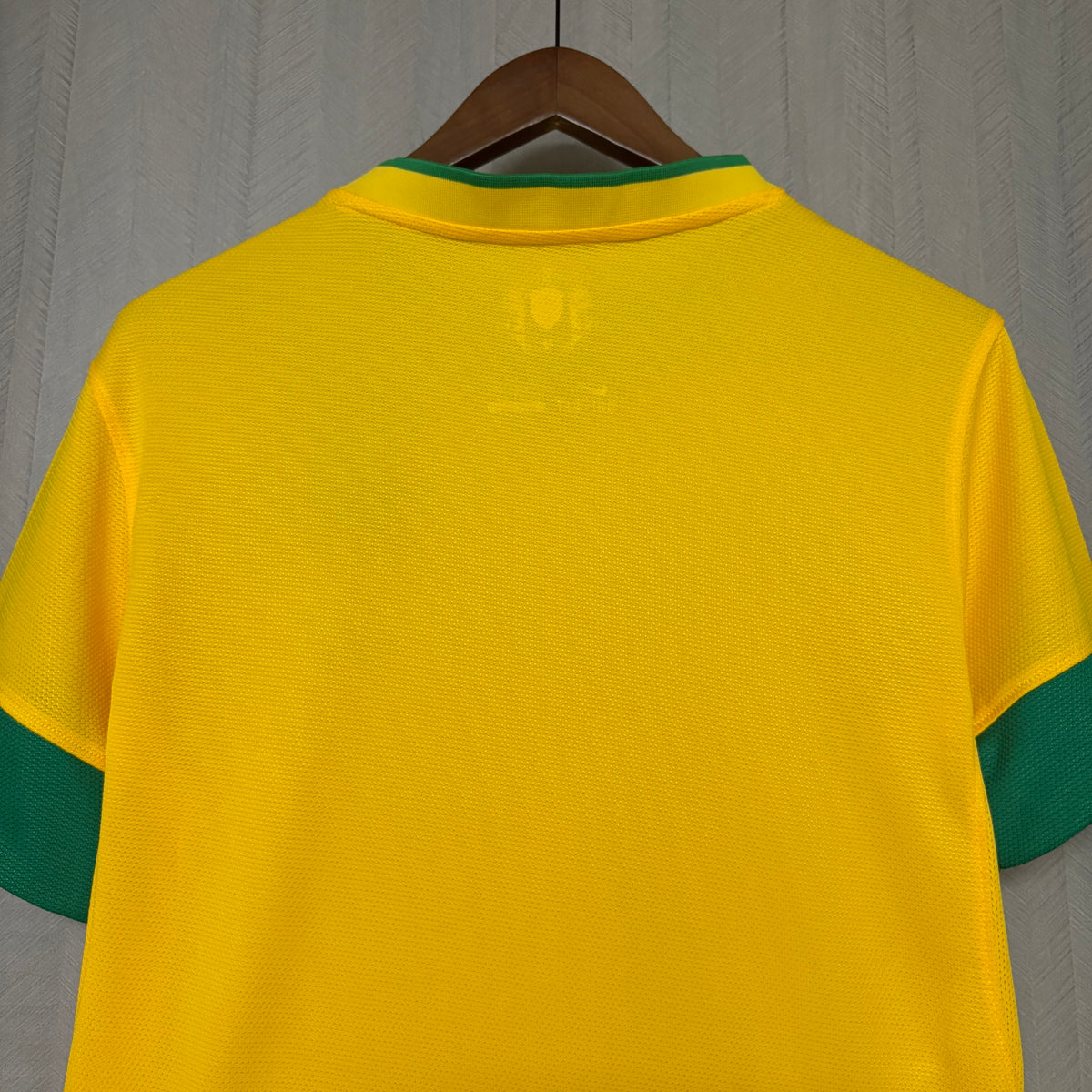 Camisa Retrô da Seleção Brasileira Home 2012 Torcedor