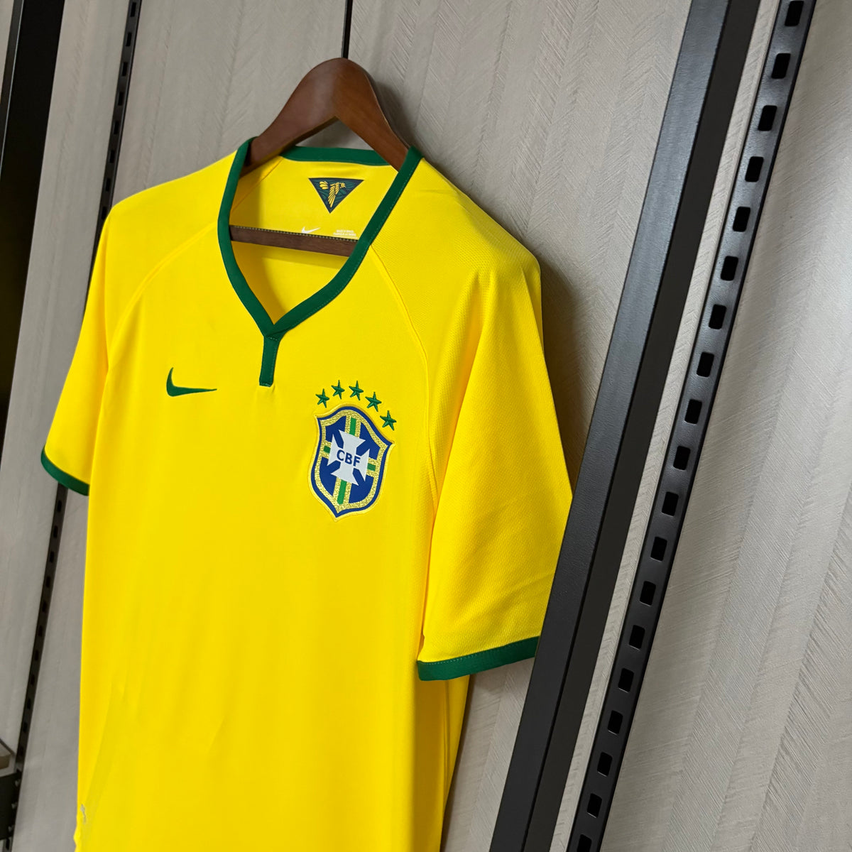 Camisa Retrô da Seleção Brasileira Home 2014 Torcedor