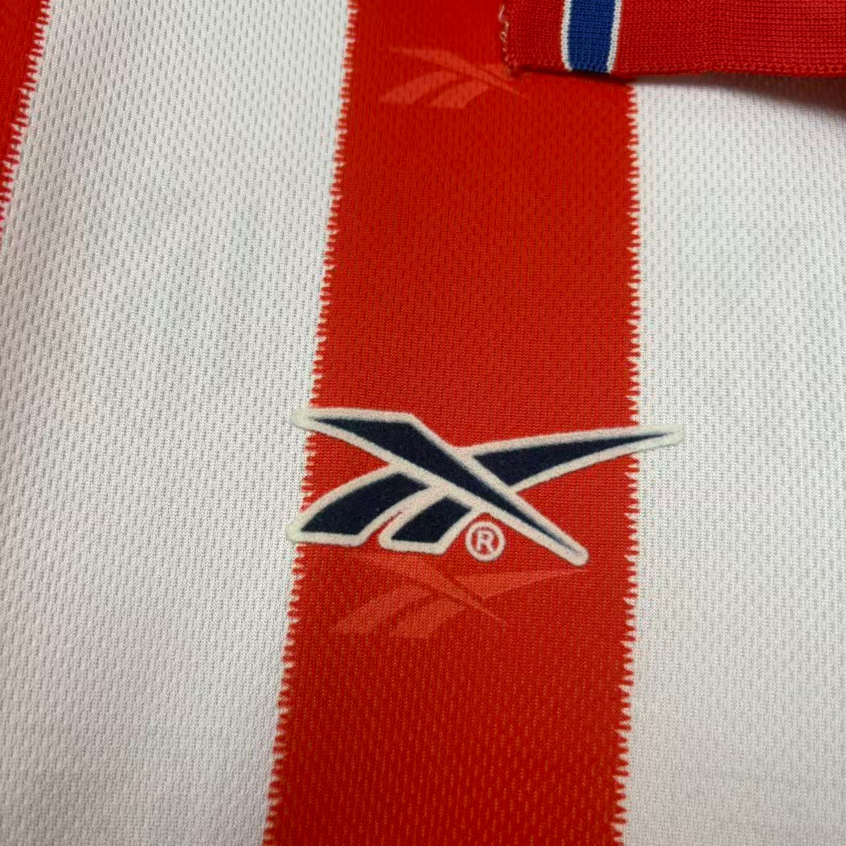Camisa Retrô do Atlético de Madrid Home 1998/99 Torcedor