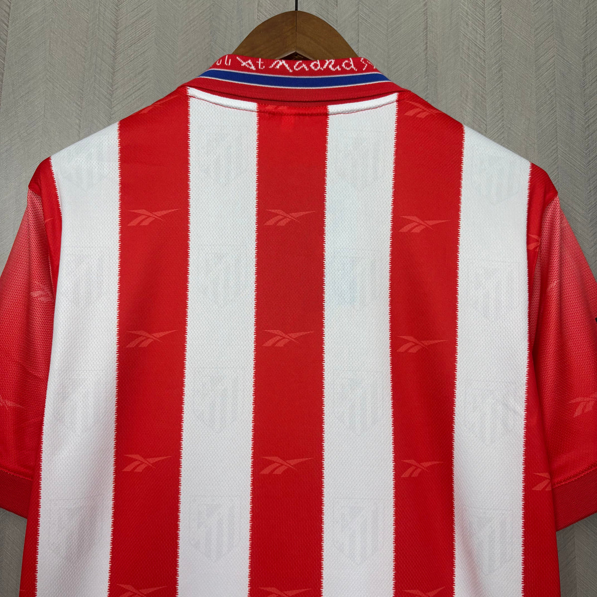 Camisa Retrô do Atlético de Madrid Home 1998/99 Torcedor