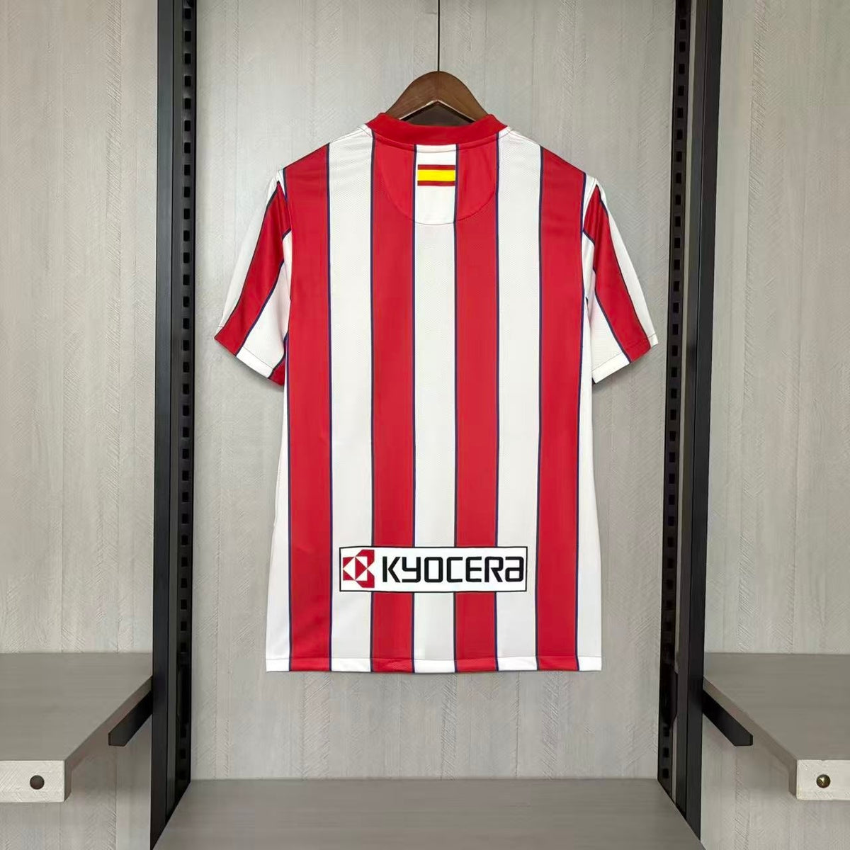 Camisa Retrô do Atlético de Madrid Home 2011/12 Torcedor