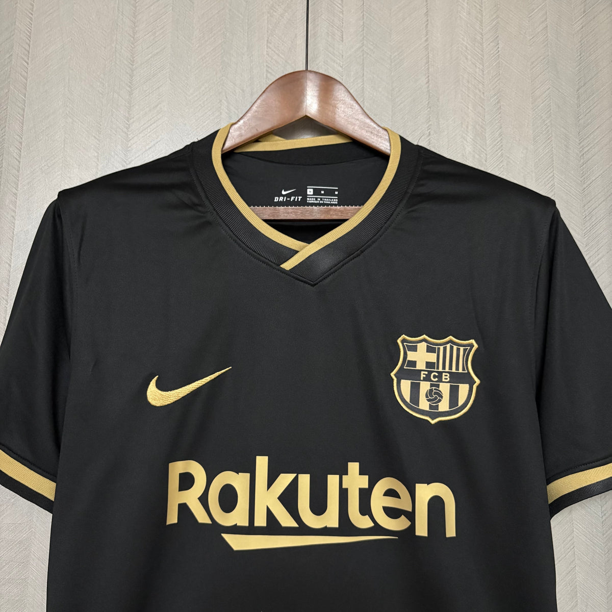 Camisa Retrô do Barcelona Away 2020/21 Torcedor
