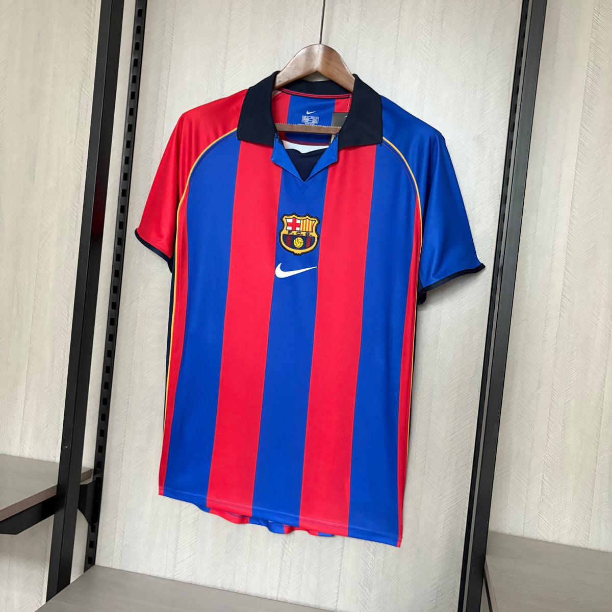 Camisa Retrô do Barcelona Home 2001/02 Torcedor