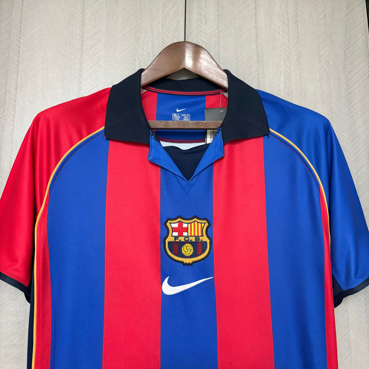 Camisa Retrô do Barcelona Home 2001/02 Torcedor