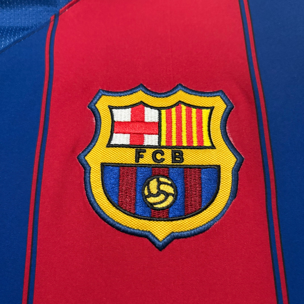 Camisa Retrô do Barcelona Home 2003/04 Torcedor