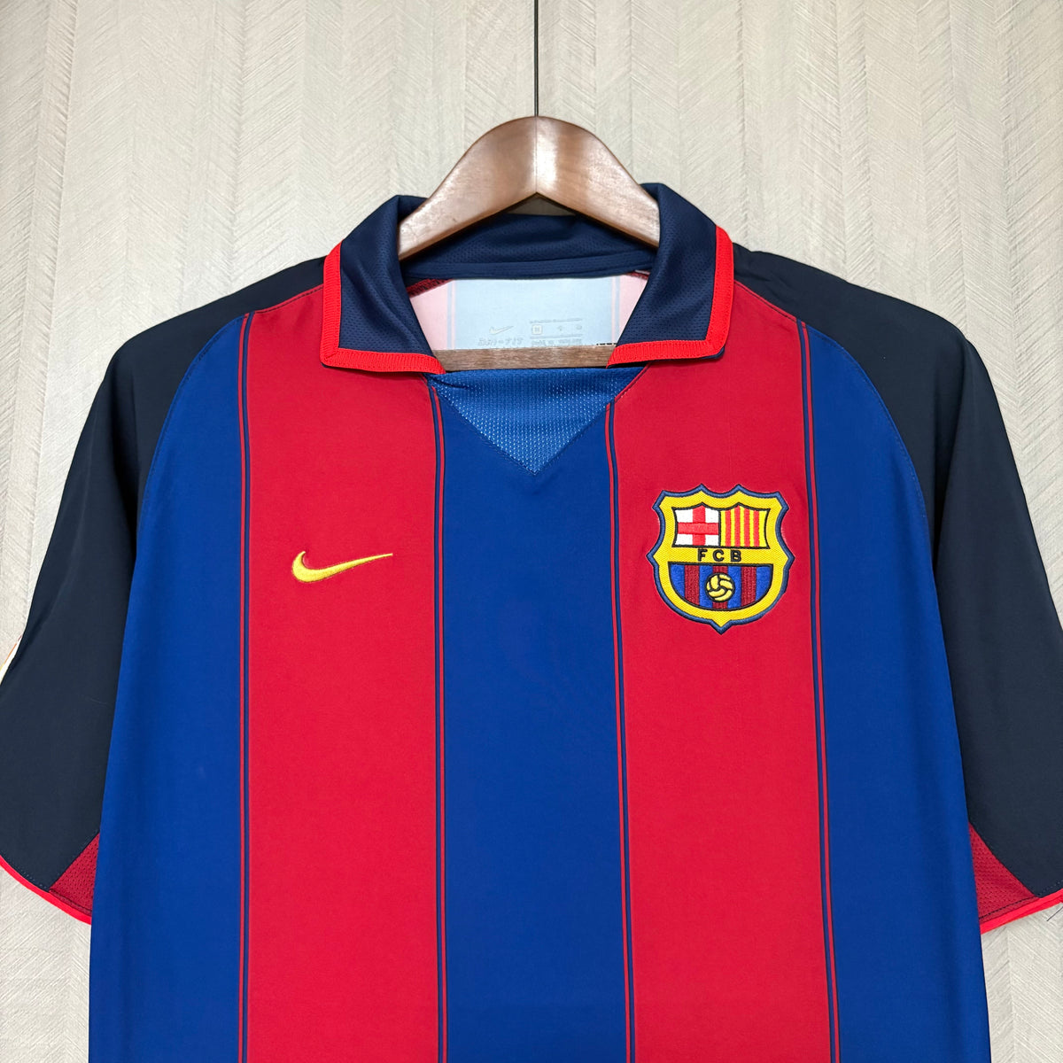 Camisa Retrô do Barcelona Home 2003/04 Torcedor