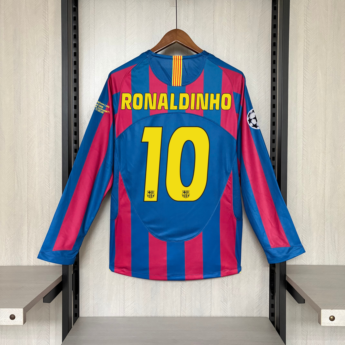 Camisa Retrô do Barcelona Home 2005/06 Torcedor