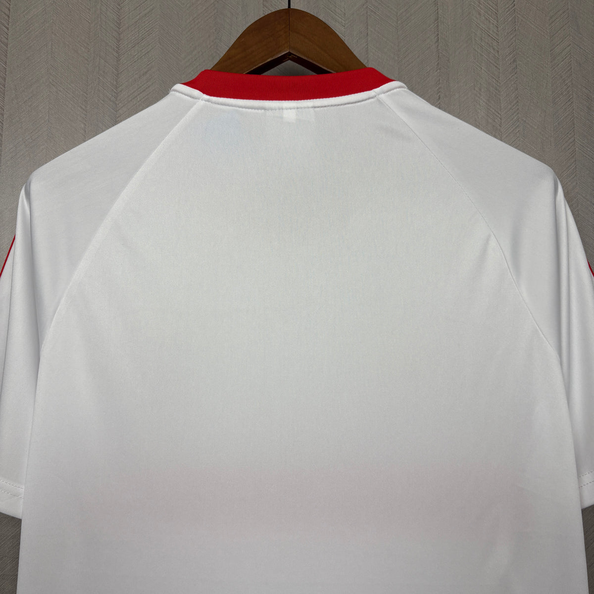 Camisa Retrô do Benfica Away 1983/84 Torcedor