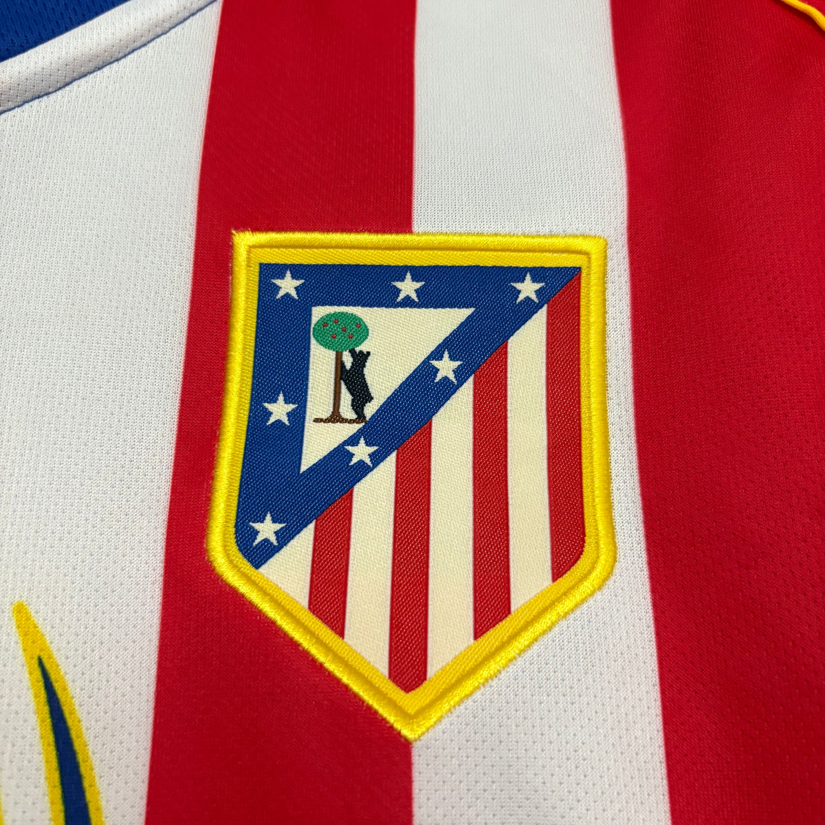 Camisa Retrô Manga Longa do Atlético de Madrid Home 2004/05 Torcedor