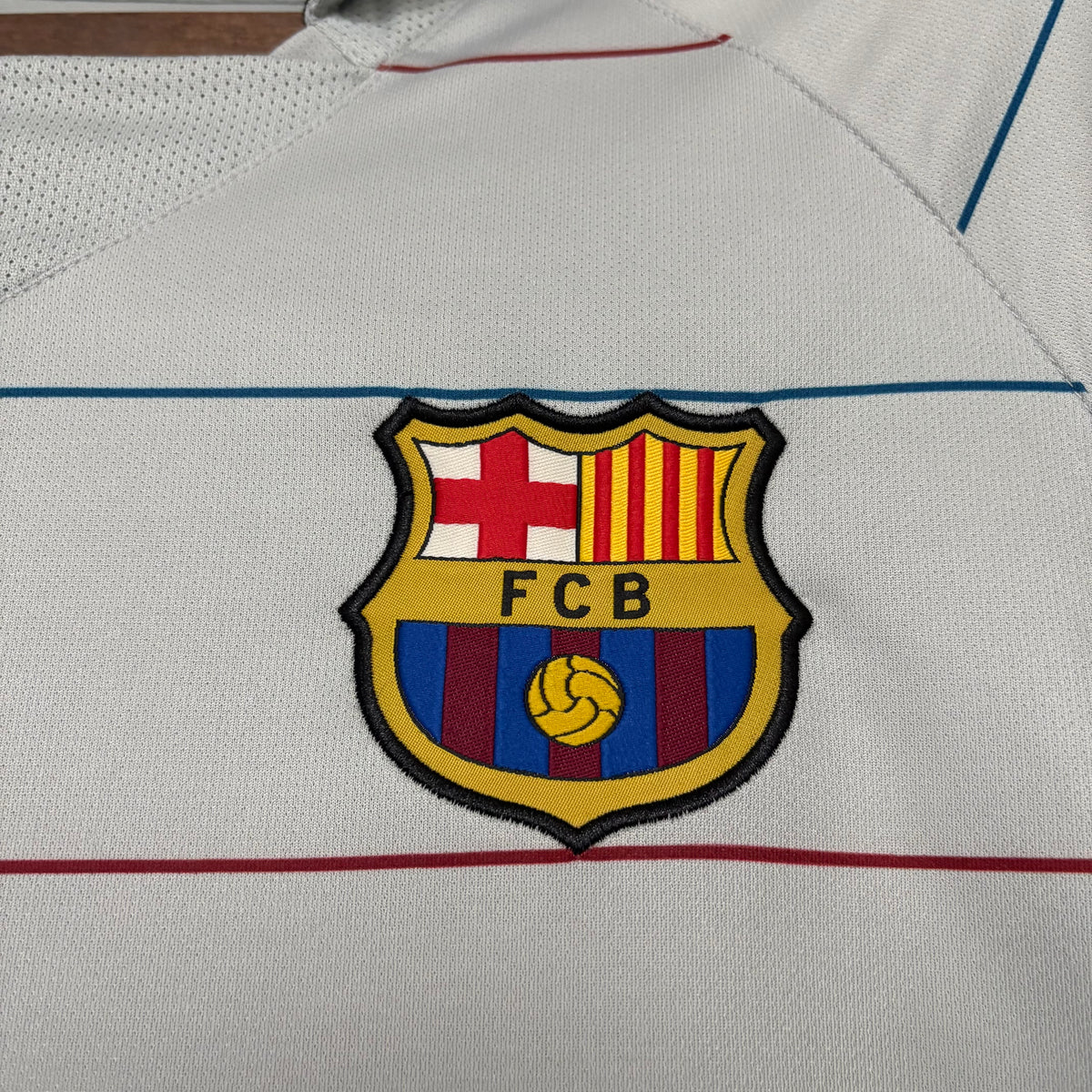 Camisa Retrô Manga Longa do Barcelona Away 2003/04 Torcedor