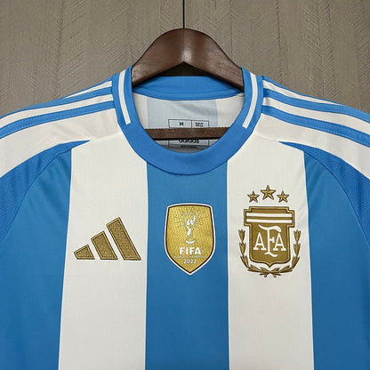 Camisa Seleção Argentina Home 2024/25 + Patch Campeão - Branca e Azul - DA Sports Oficial