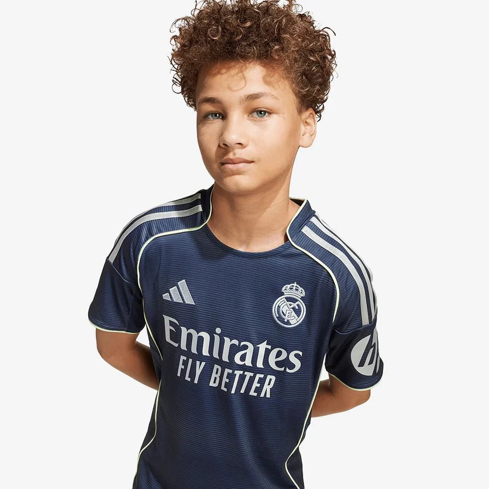 Conjunto Infantil adidas Real Madrid 2025/26 II - DA Sports Oficial