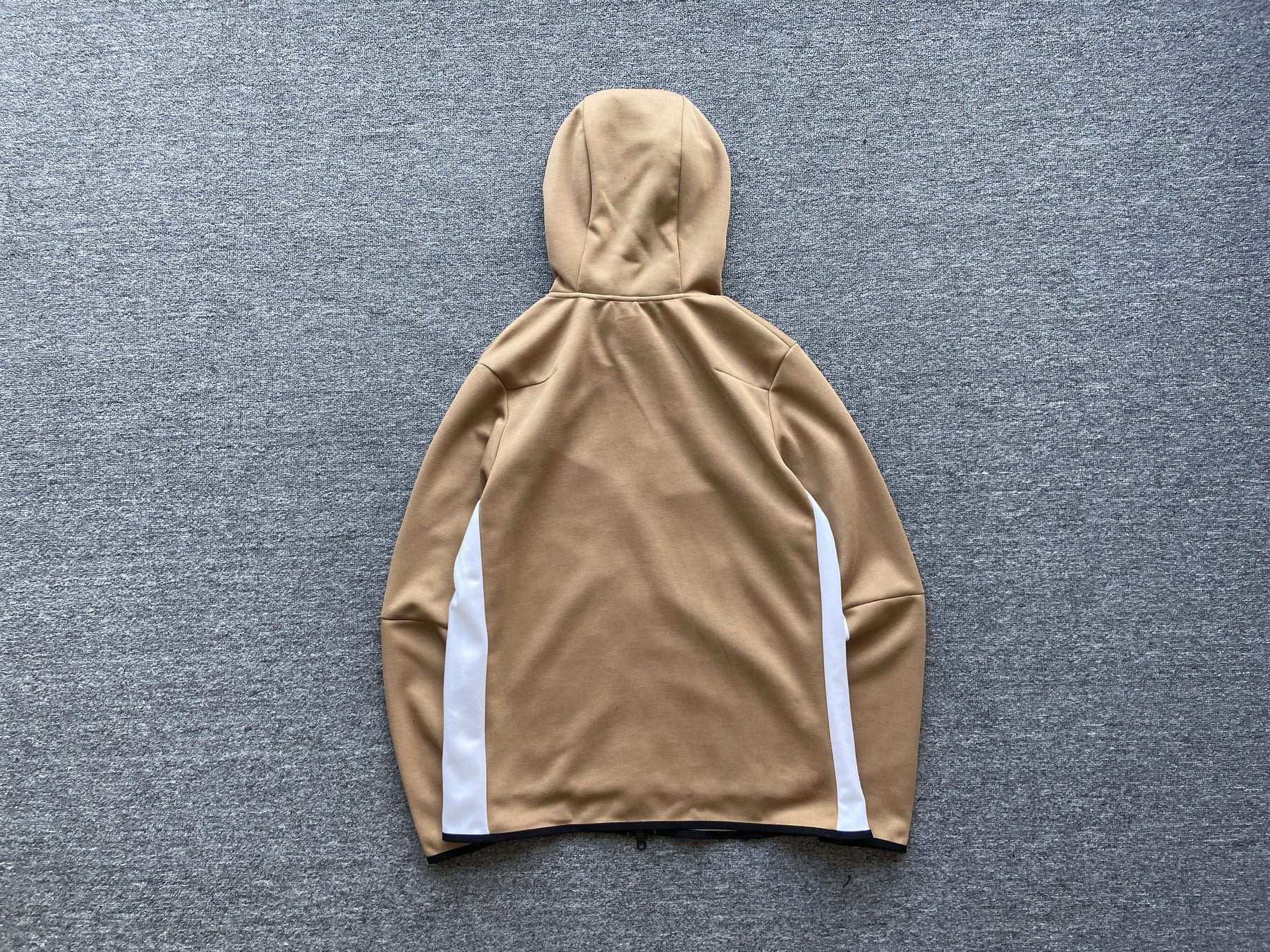 Conjunto Tech Fleece Nike - Bege/Branco - DA Sports Oficial