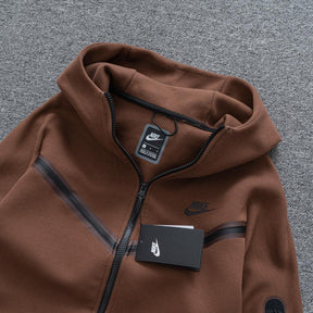 Conjunto Tech Fleece Nike - Marrom - DA Sports Oficial