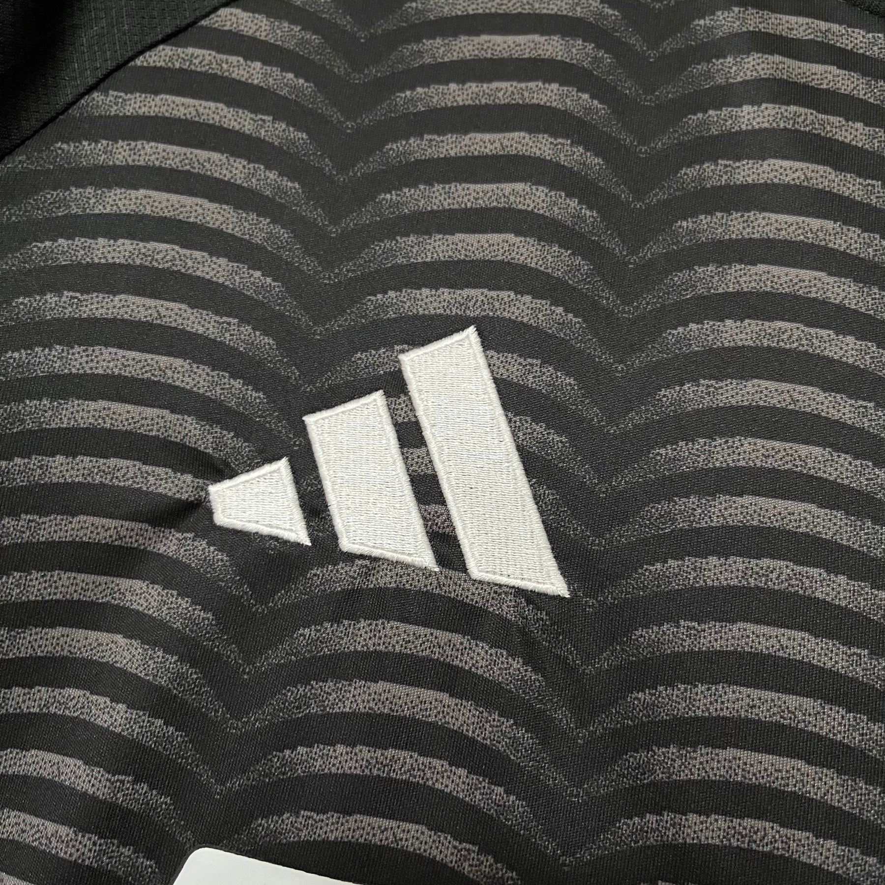 Camisa Colo-Colo Away 25/26  Adidas - Preta
