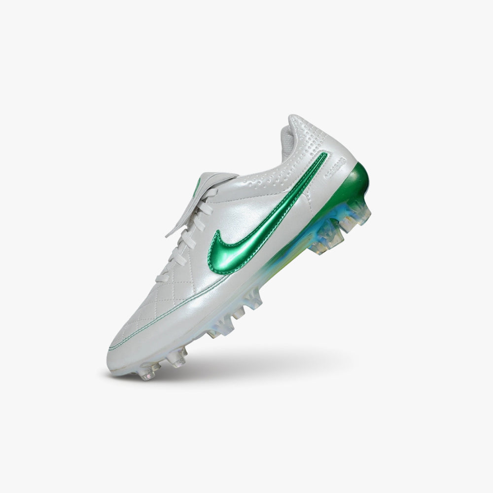 Chuteira Campo Nike Tiempo Legend Elite FG - DA Sports