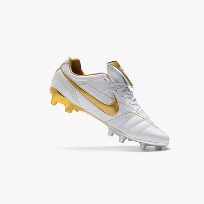 Chuteira Campo Nike Tiempo Ronaldo R10 FG - DA Sports