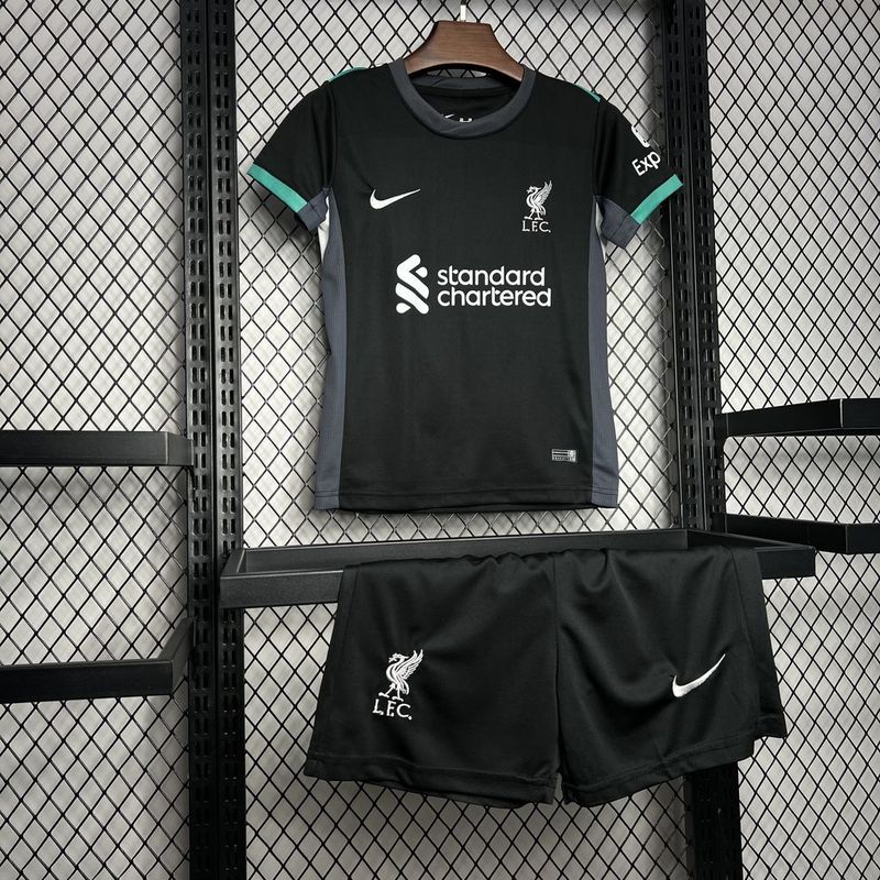 Kit Infantil Liverpool Home 24/25 - Preto - DA Sports Oficial