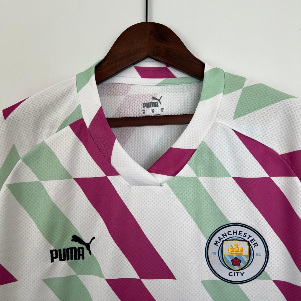 Camisa Manchester City Treino 23/24 - DA Sports Oficial