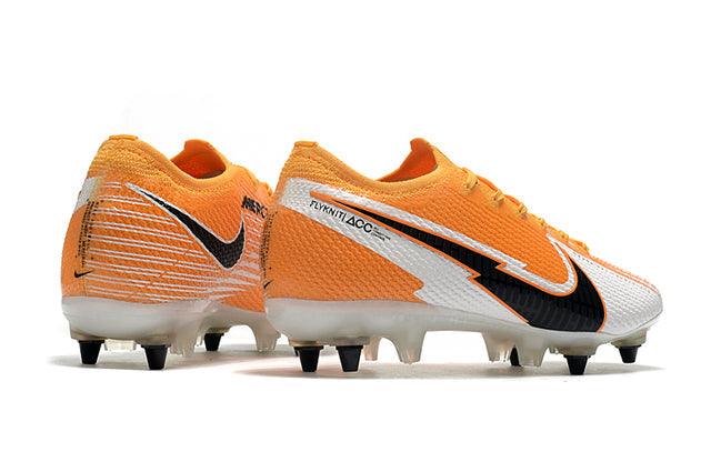 Chuteira Campo Nike Mercurial Vapor 13 Elite SG-PRO Anti Clog Branco e Laranja - DA Sports Oficial