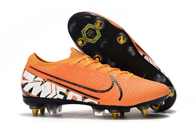 Chuteira Campo Nike Mercurial Vapor 13 Elite SG - PRO Anti Clog Orange - Low - DA Sports Oficial