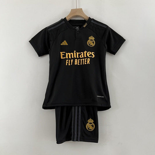 Kit Infantil Real Madrid III 23/23 Adidas - Preto - DA Sports Oficial